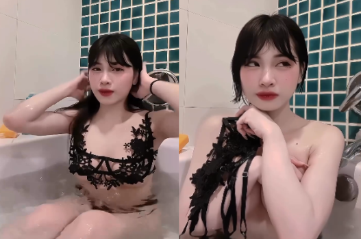 Clip sex gái xinh vú to da trắng đôi mắt đa tình